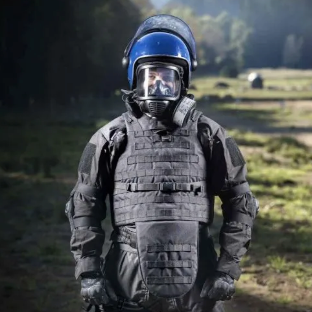 Protective mask CM-6