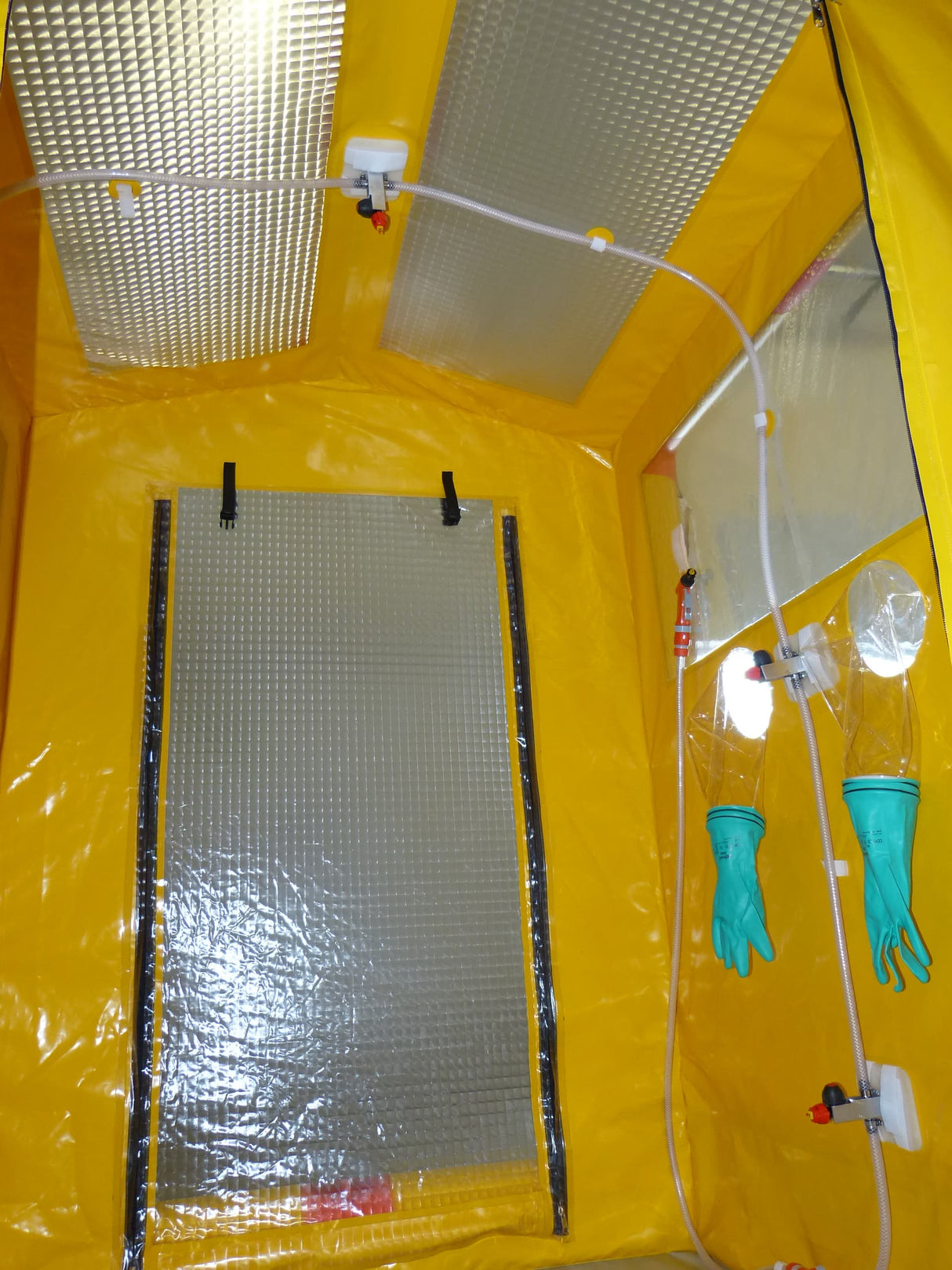 DECON-SHOWER